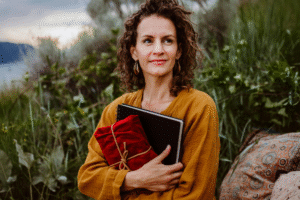 Empowered Money Moves – 5 Ways to Make Financial Decisions with Clarity, Confidence, and Courage