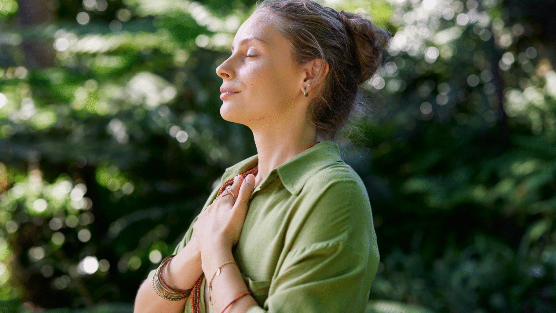 The Pause of Gratitude - 5 Transformative Ways Slowing Down Unlocks Abundance